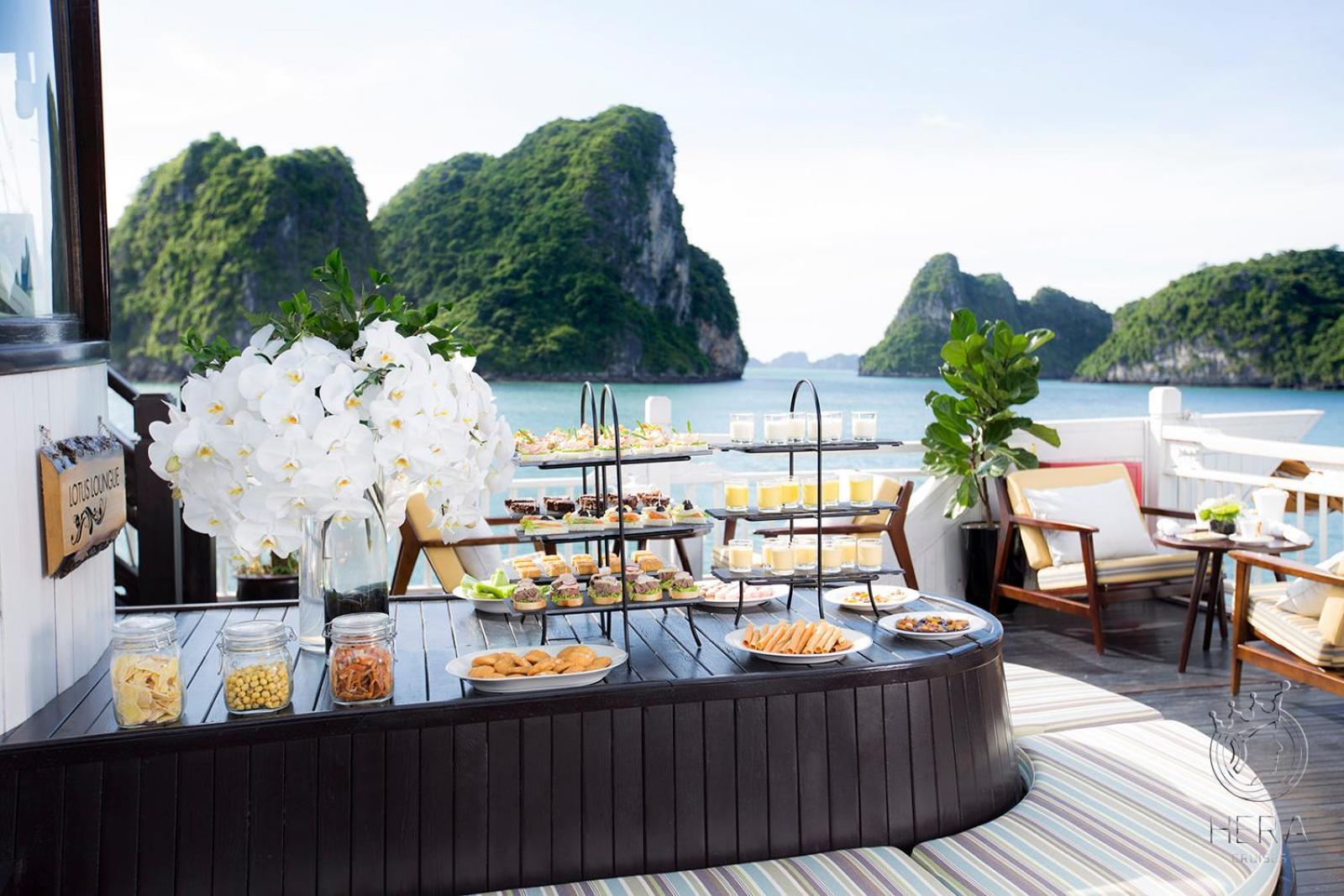 Hera Grand Luxury Cruise Hạ Long Extérieur photo