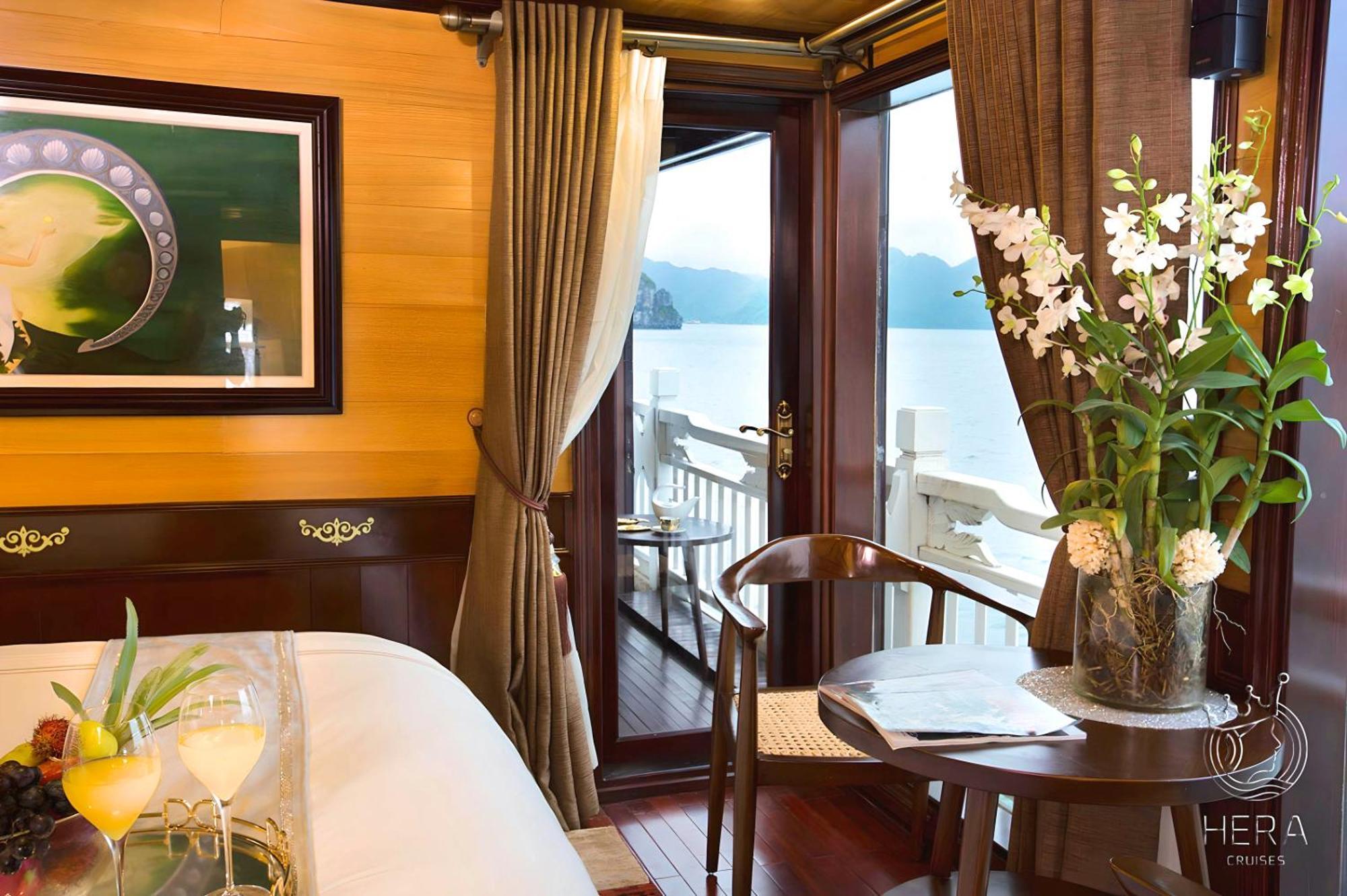 Hera Grand Luxury Cruise Hạ Long Extérieur photo