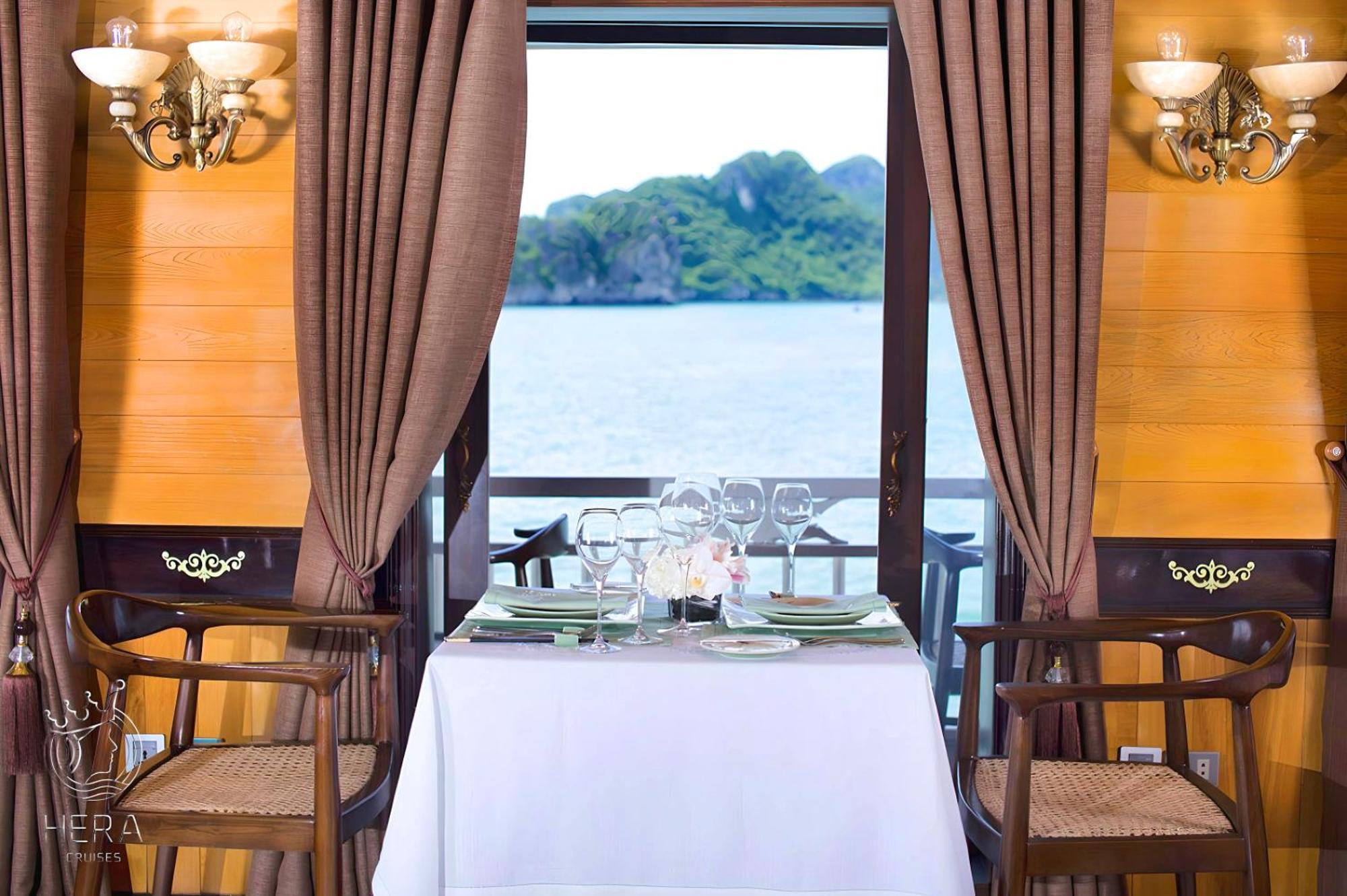 Hera Grand Luxury Cruise Hạ Long Extérieur photo