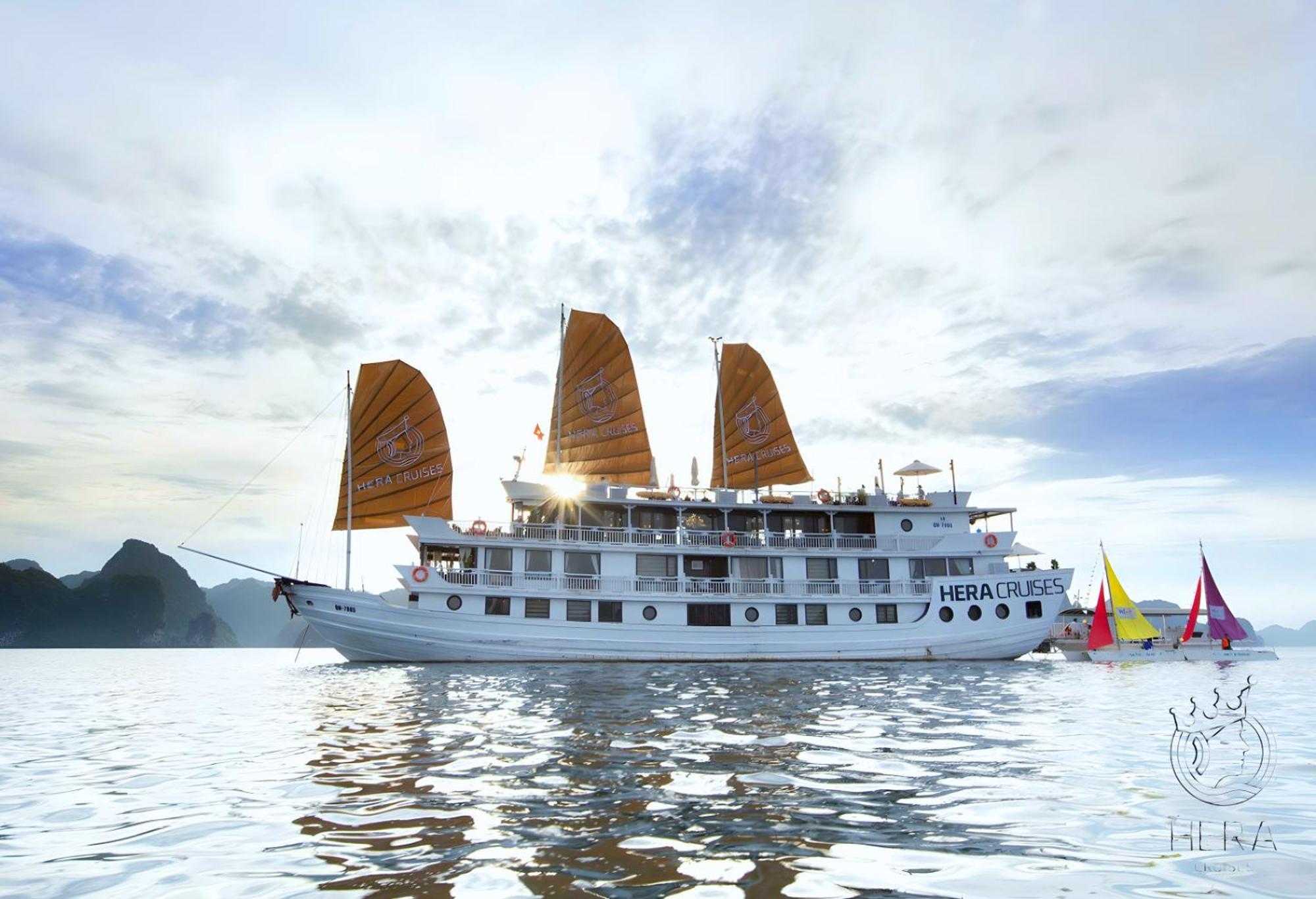 Hera Grand Luxury Cruise Hạ Long Extérieur photo